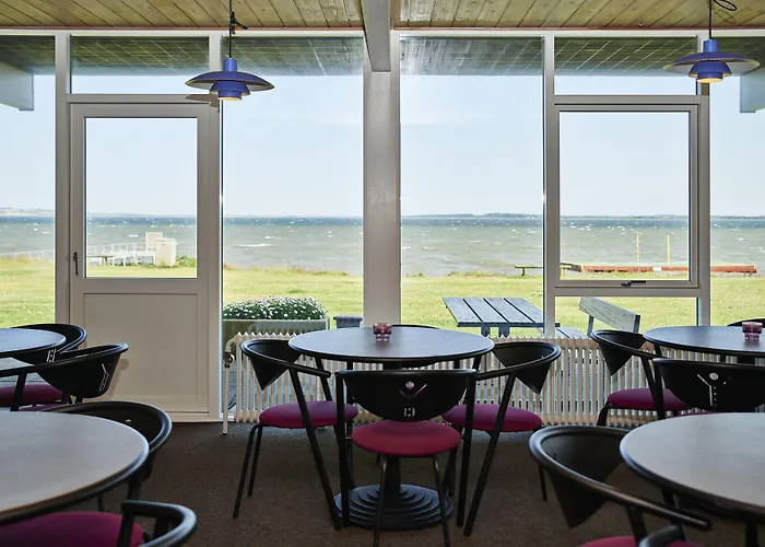 Danhostel Хостел *