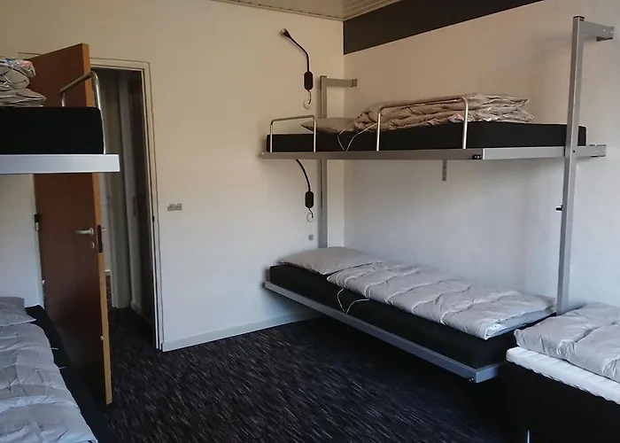 Danhostel Хостел *